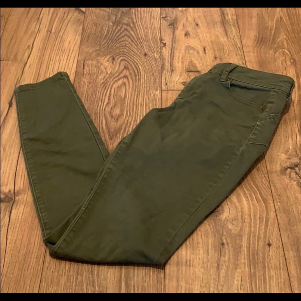 Size 3 juniors olive Jeans